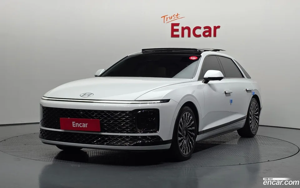 Hyundai Grandeur Hybrid 2023 — фото 1, купить с доставкой в Москву