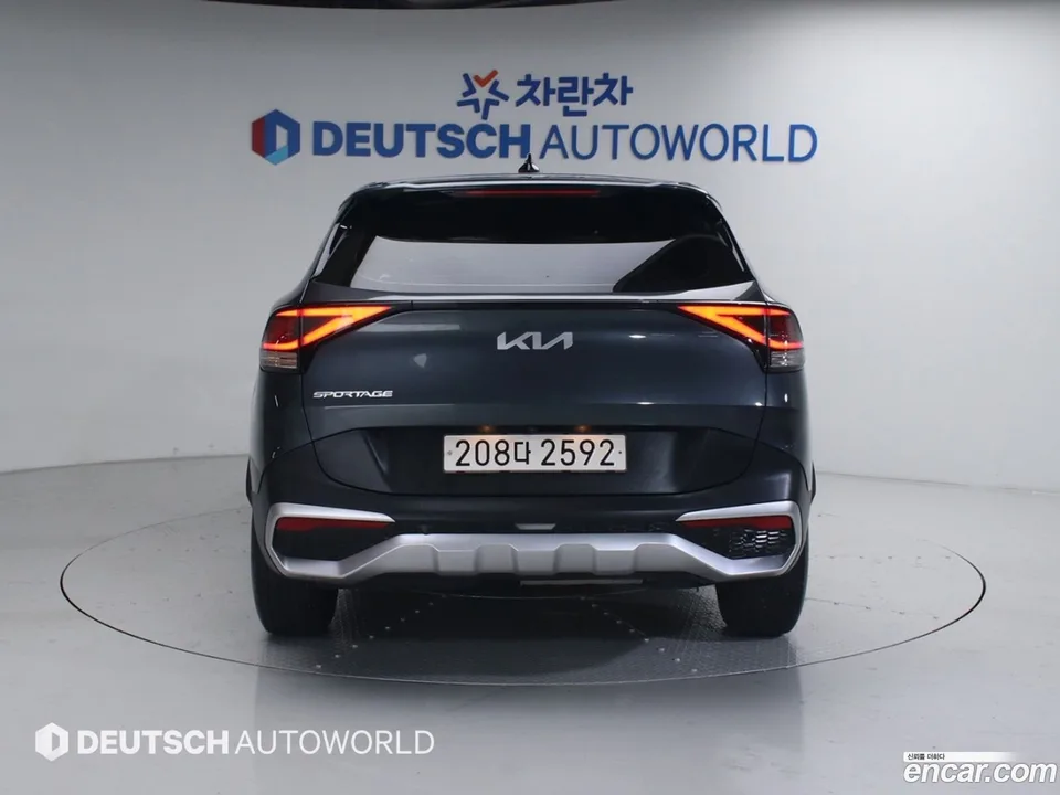Kia Sportage 2.0 2WD 2022 — миниатюра 4
