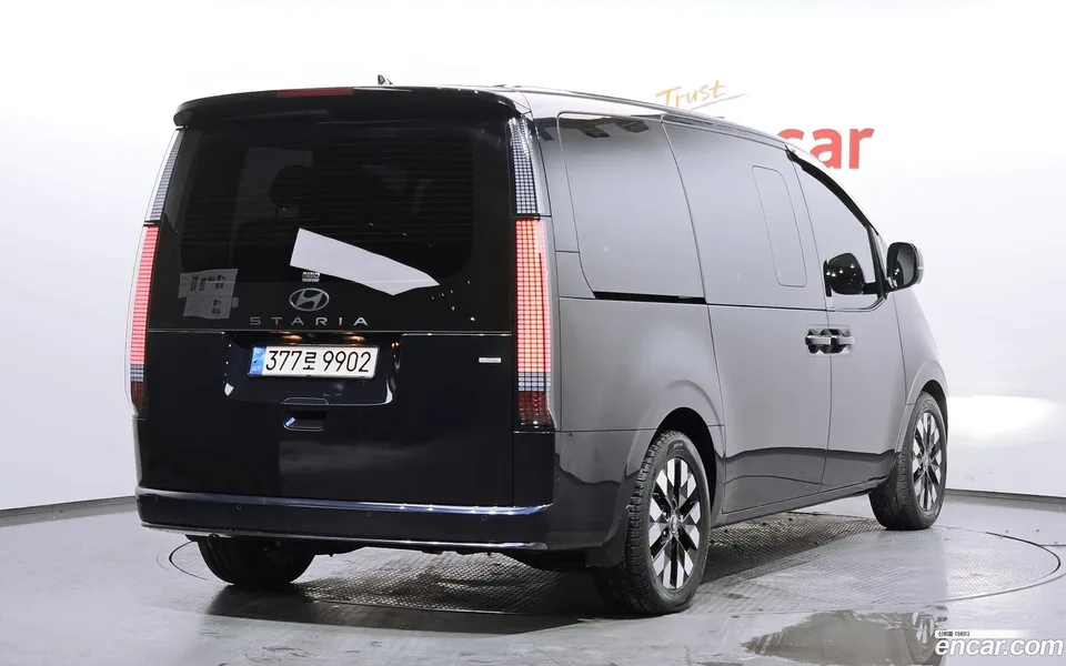 Hyundai Staria 4WD 9 2024 — миниатюра 2