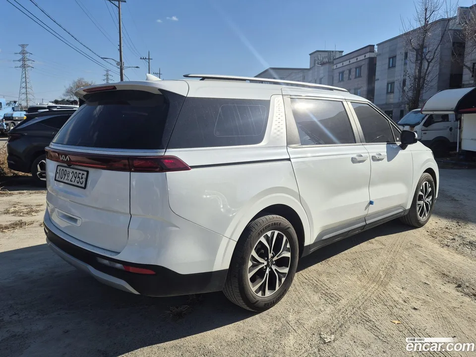Kia Carnival 9 2023 — миниатюра 4