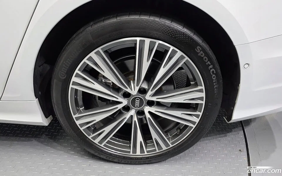 Audi A6 45 TFSI 2023 — миниатюра 5