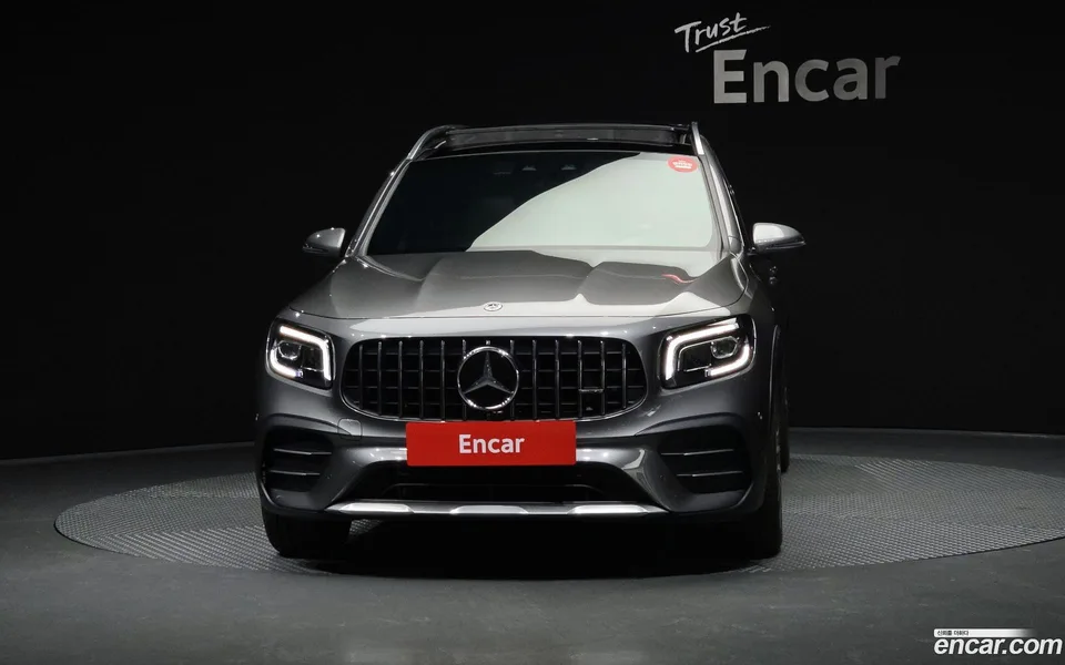 Mercedes-Benz GLB-Class AMG GLB35 4MATIC 2022 — миниатюра 3