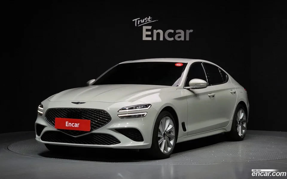 Genesis G70 2.5T 2WD 2023 — фото 1, купить с доставкой в Москву