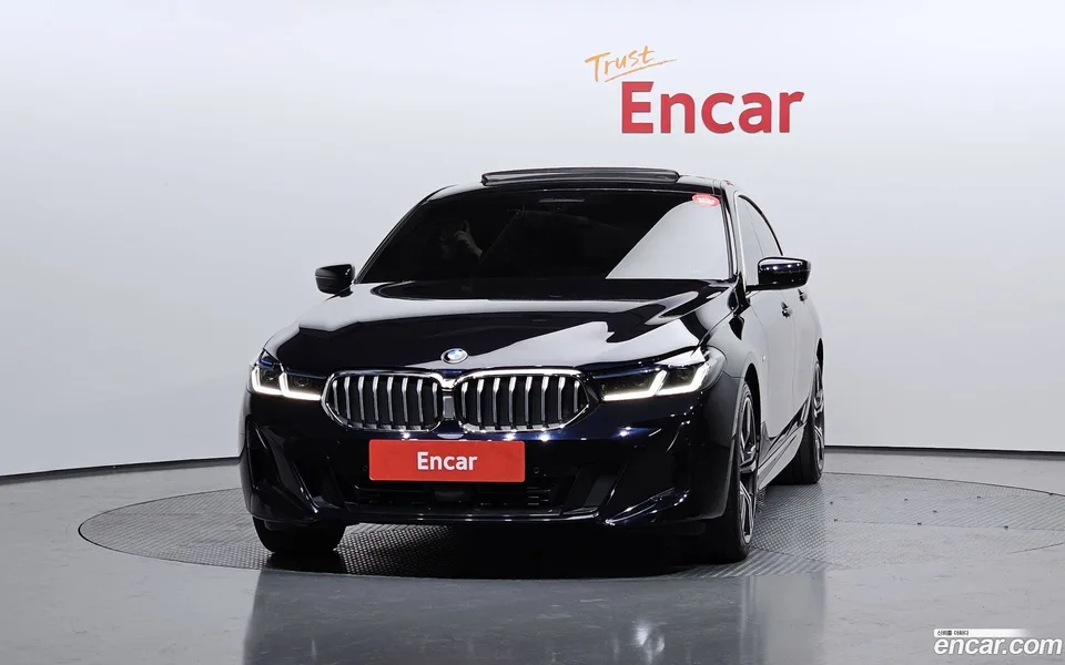 BMW 6 Series GT 630i xDrive M 2022 — миниатюра 3