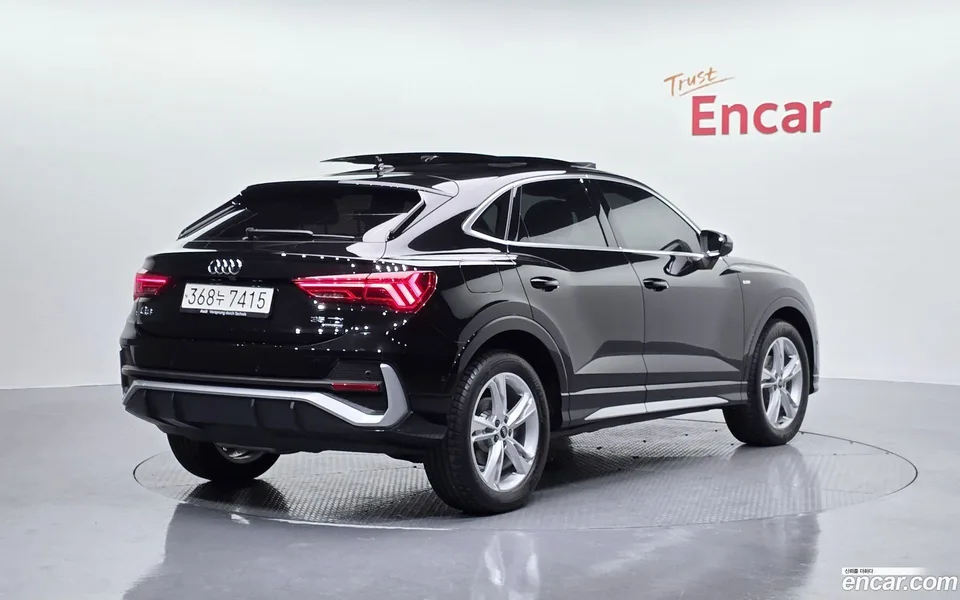 Audi Q3 35 TDI 2023 — миниатюра 2