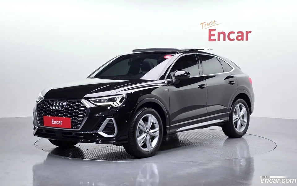 Audi Q3 35 TDI 2023 — фото 1, купить с доставкой в Москву