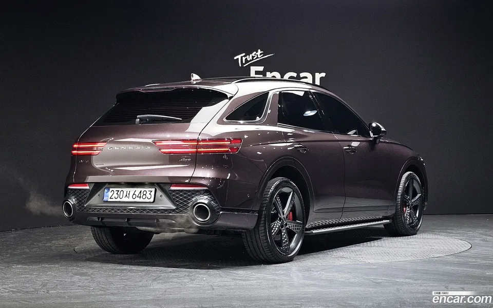 Genesis GV70 3.5T AWD 2022 — миниатюра 2