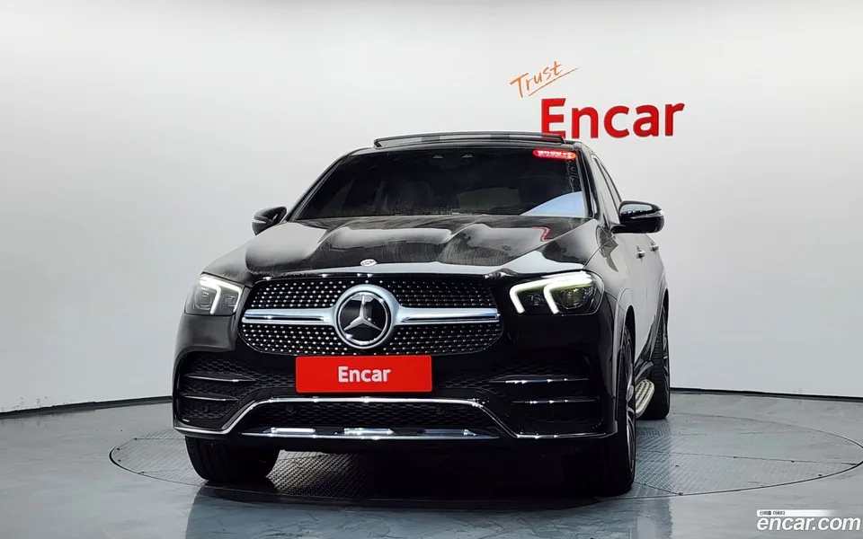 Mercedes-Benz GLE-Class GLE400d 4MATIC 2023 — миниатюра 3