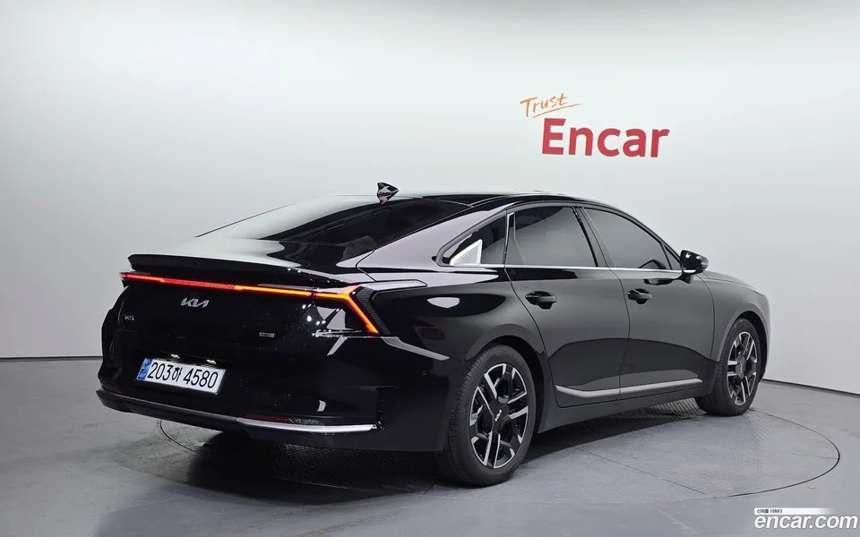 Kia K8 Hybrid 2025 — миниатюра 2