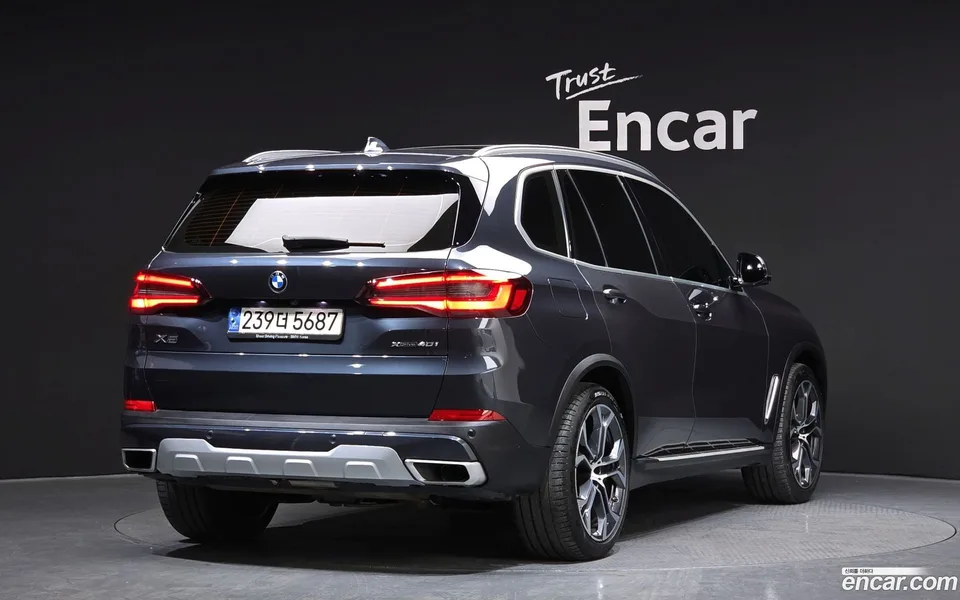 BMW X5 xDrive 40i xLine 2022 — миниатюра 2