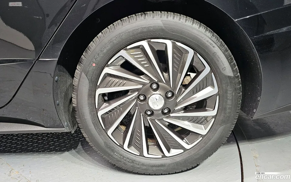 Hyundai Sonata Hybrid 2023 — миниатюра 5