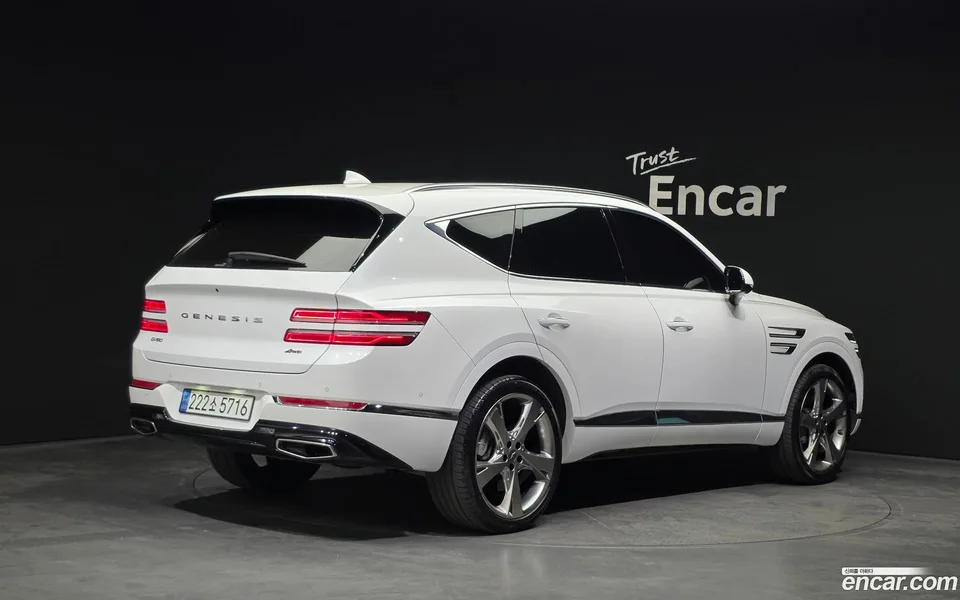 Genesis GV80 2.5T AWD 2023 — миниатюра 2