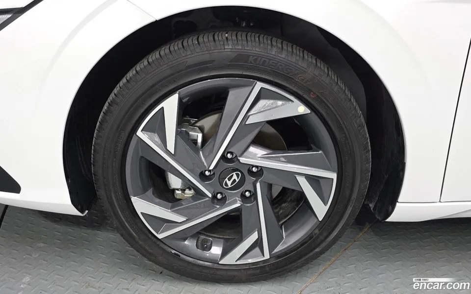 Hyundai Avante CN7 1.6 2025 — миниатюра 5