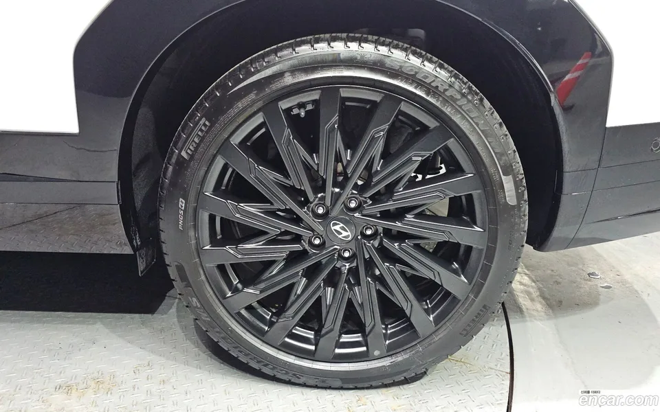 Hyundai SantaFe 2.5T 2WD 2024 — миниатюра 5