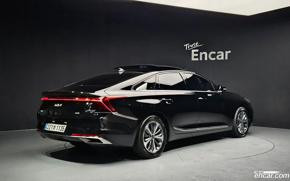 Kia K8 Hybrid 2023 — миниатюра 2