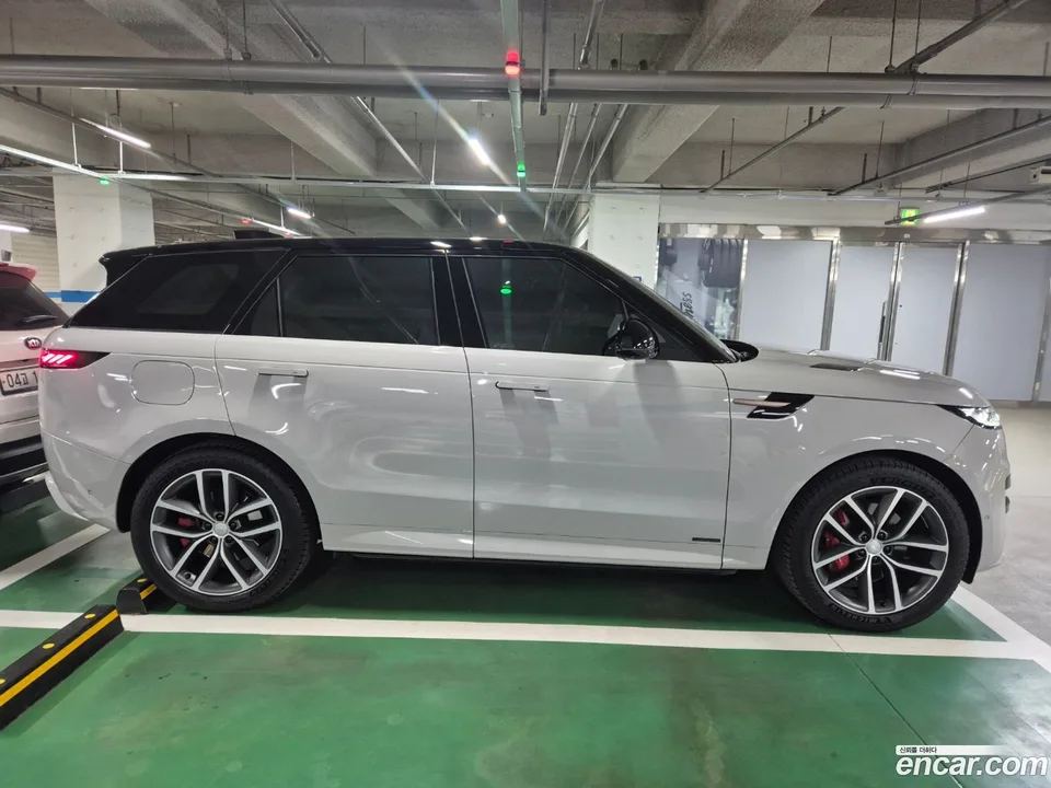 Land Rover Range Rover Sport P400 AB 2024 — миниатюра 4