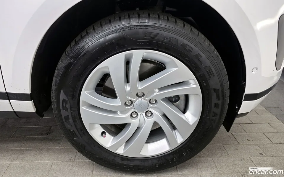 Land Rover Range Rover Evoque P250 S 2024 — миниатюра 5