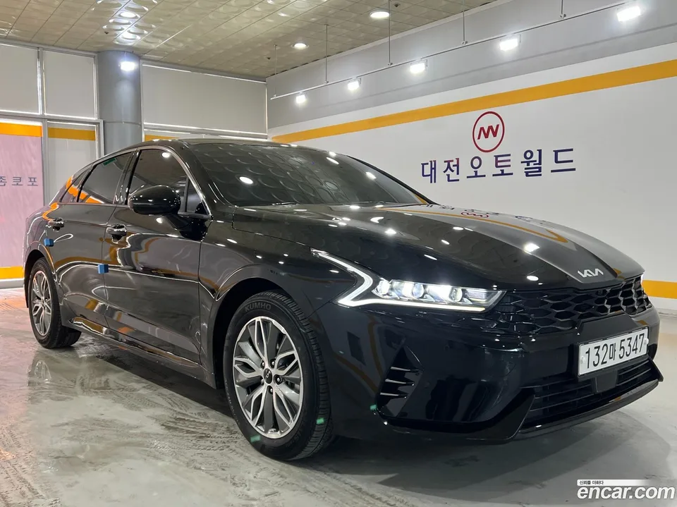 Kia K5 Hybrid 2023 — миниатюра 2