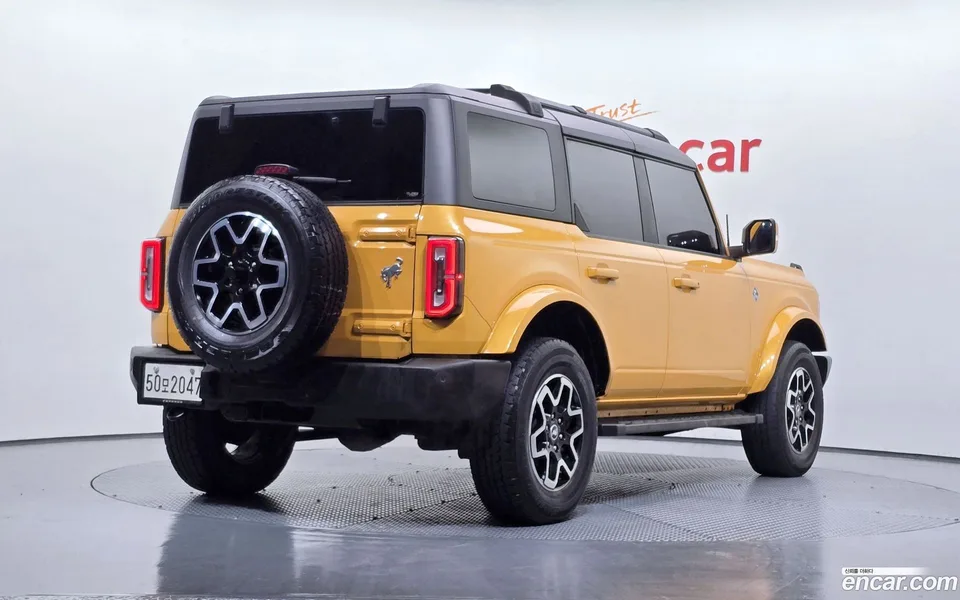 Ford Bronco 2.7 2022 — миниатюра 2