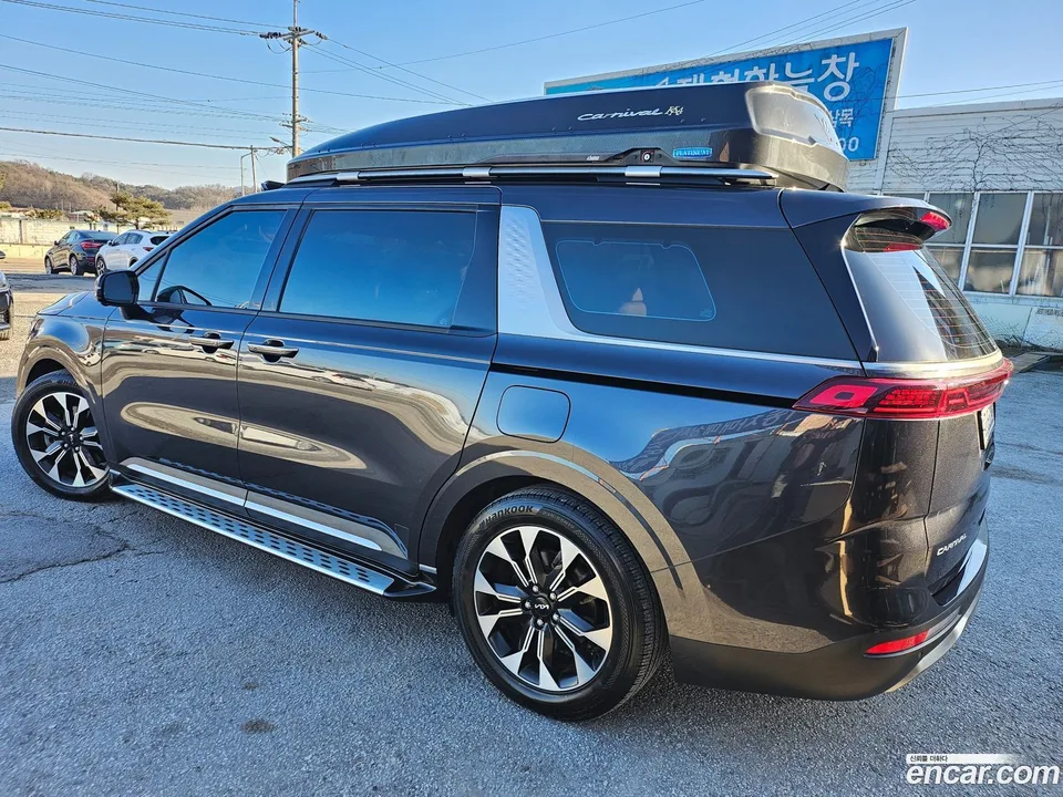 Kia Carnival 9 2022 — миниатюра 5