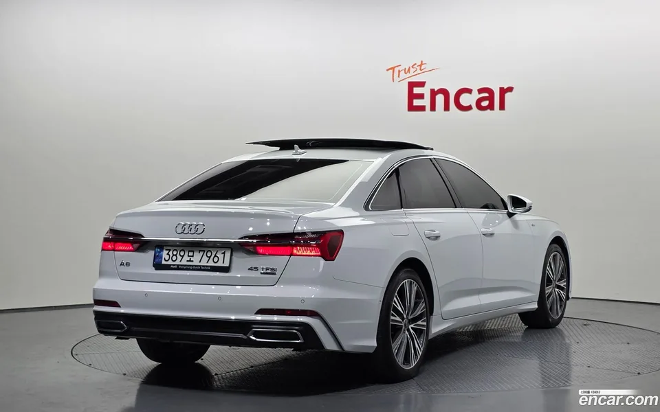 Audi A6 45 TFSI 2023 — миниатюра 2