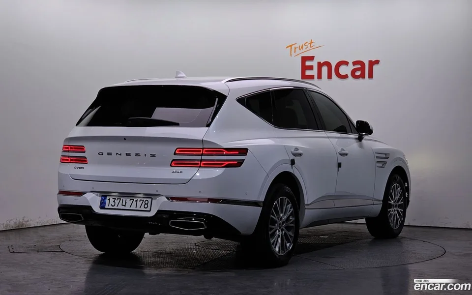 Genesis GV80 2.5T AWD 2023 — миниатюра 2