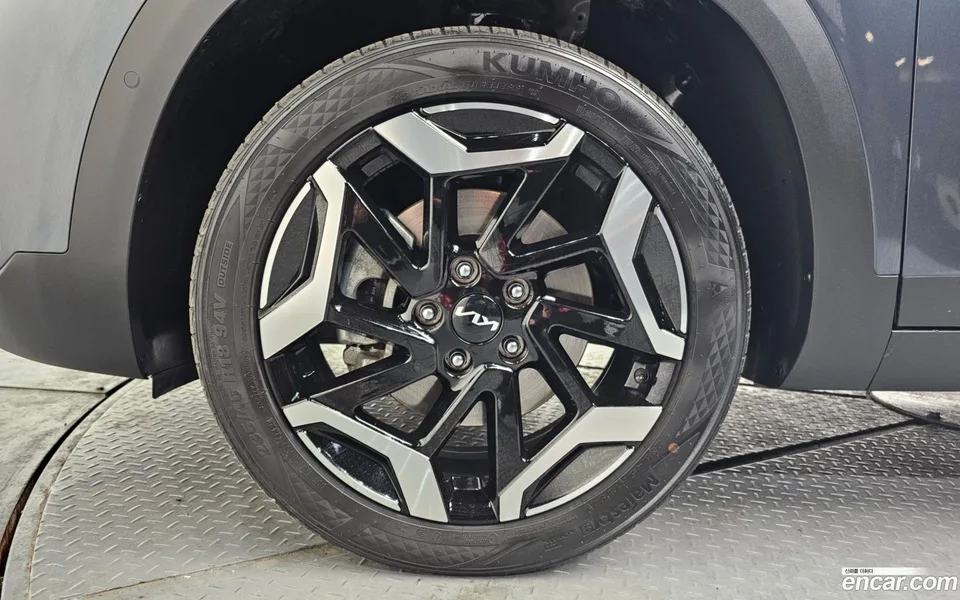 Kia Seltos 1.6 2WD 2024 — миниатюра 5