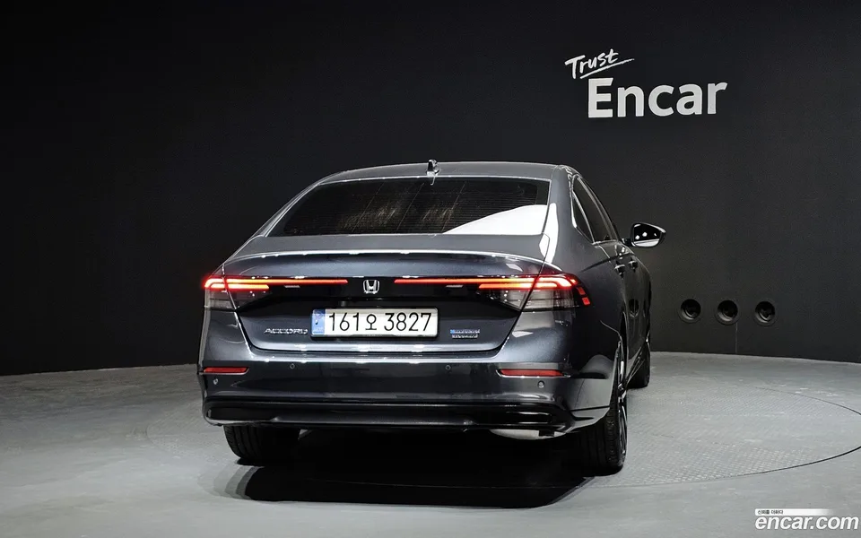 Honda Accord 2.0 2023 — миниатюра 4