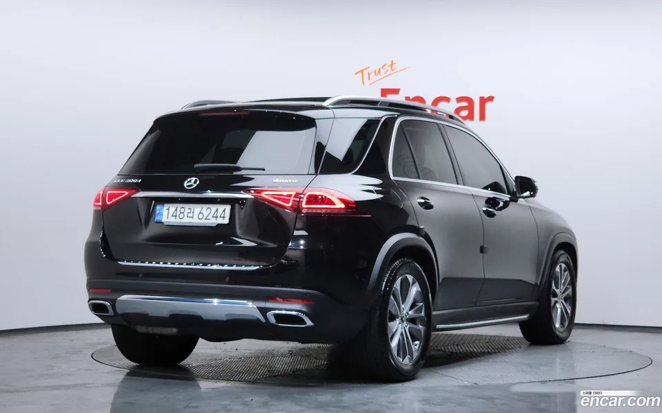 Mercedes-Benz GLE-Class GLE300d 4MATIC 2022 — миниатюра 2