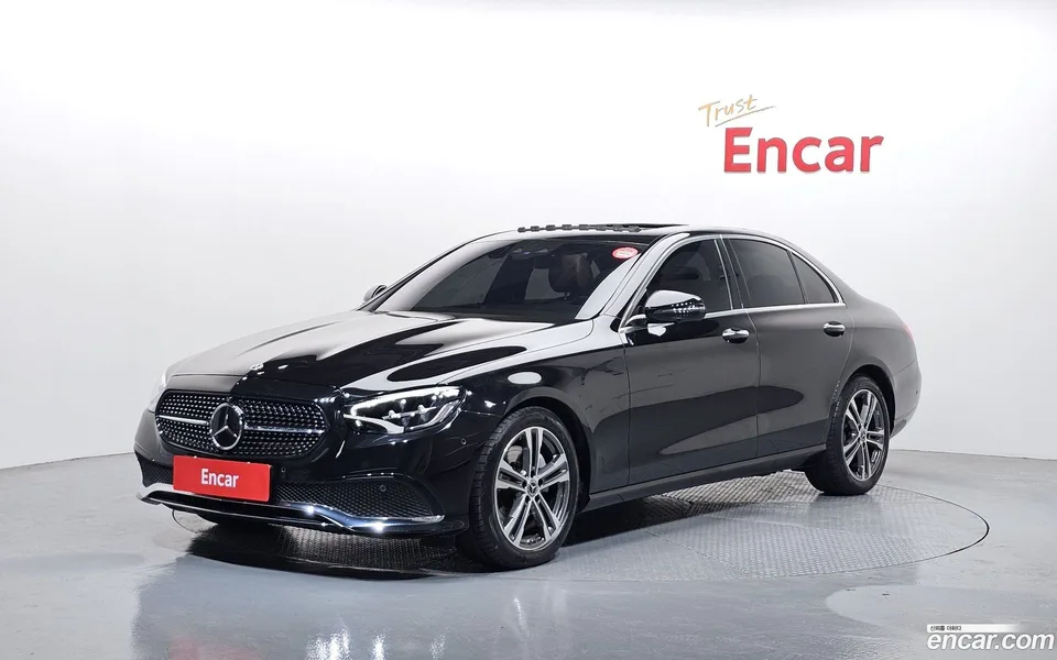 Mercedes-Benz E-Class E250 2023 — фото 1, купить с доставкой в Москву