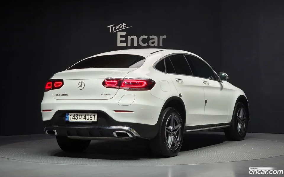 Mercedes-Benz GLC-Class GLC300e 4MATIC 2023 — миниатюра 2