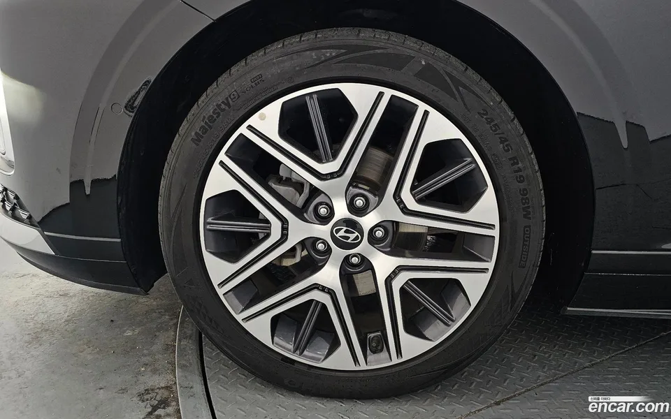 Hyundai Grandeur Hybrid 2024 — миниатюра 5