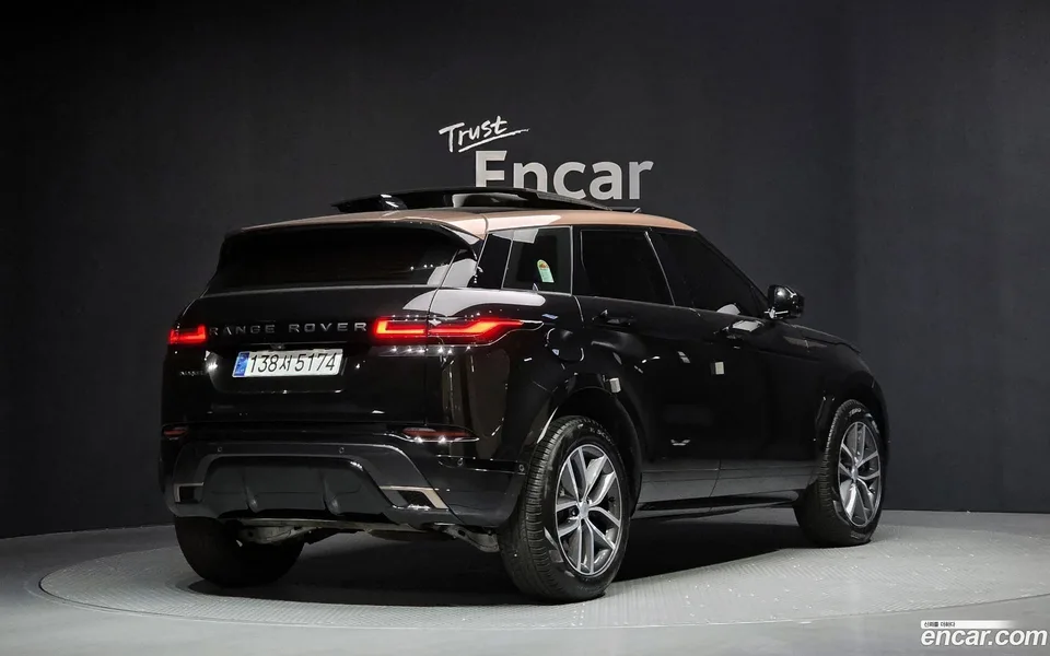 Land Rover Range Rover Evoque P250 SE 2024 — миниатюра 2
