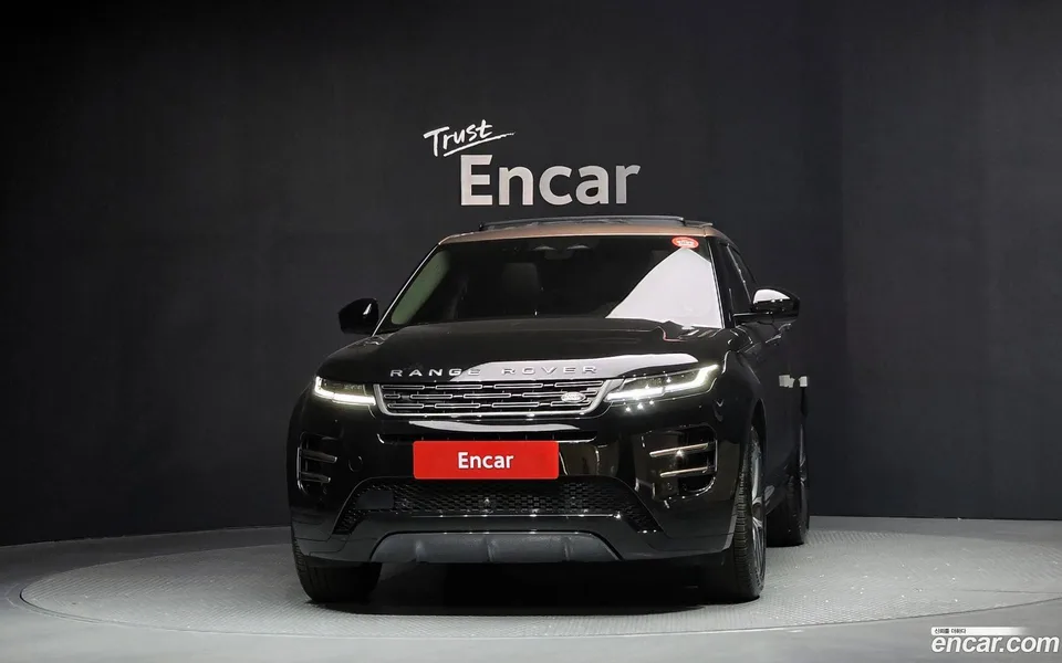 Land Rover Range Rover Evoque P250 SE 2024 — миниатюра 3