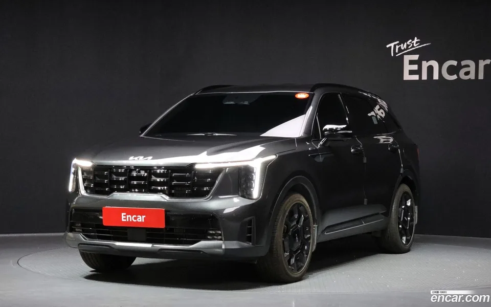 Kia Sorento 2.5T 4WD 2023 — фото 1, купить с доставкой в Москву
