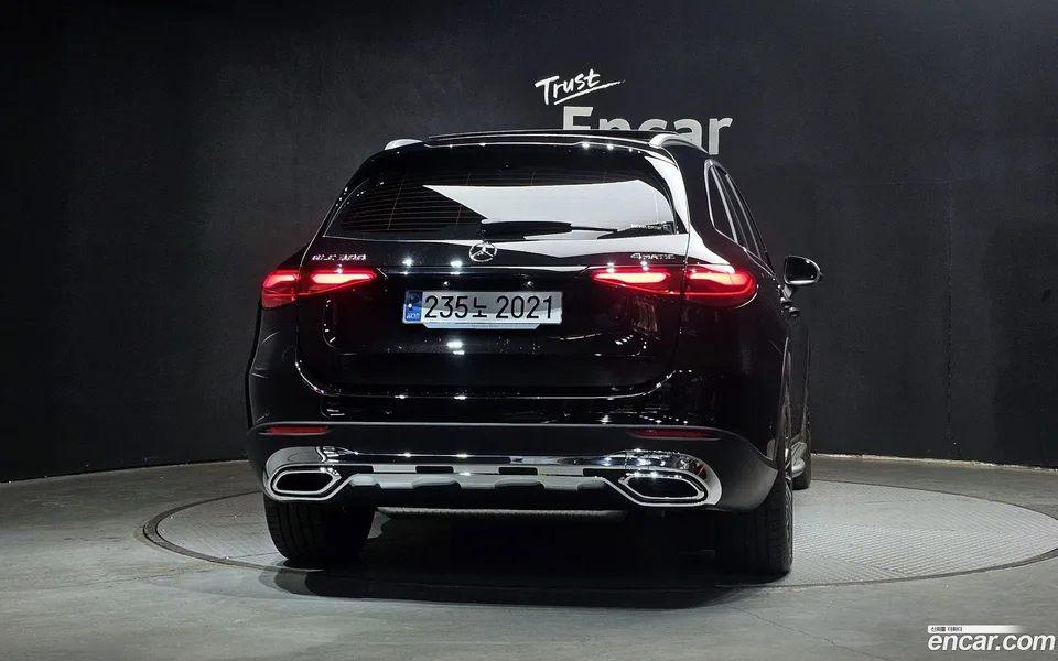 Mercedes-Benz GLC-Class GLC300 4MATIC 2024 — миниатюра 4