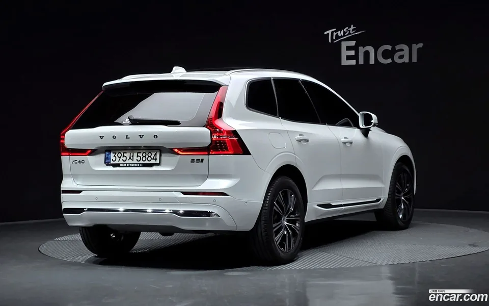 Volvo XC60 B5 2022 — миниатюра 2