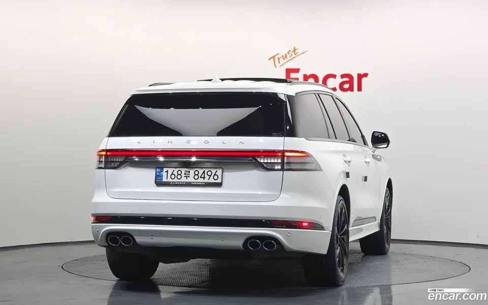 Lincoln Aviator 3.0 AWD 2023 — миниатюра 4