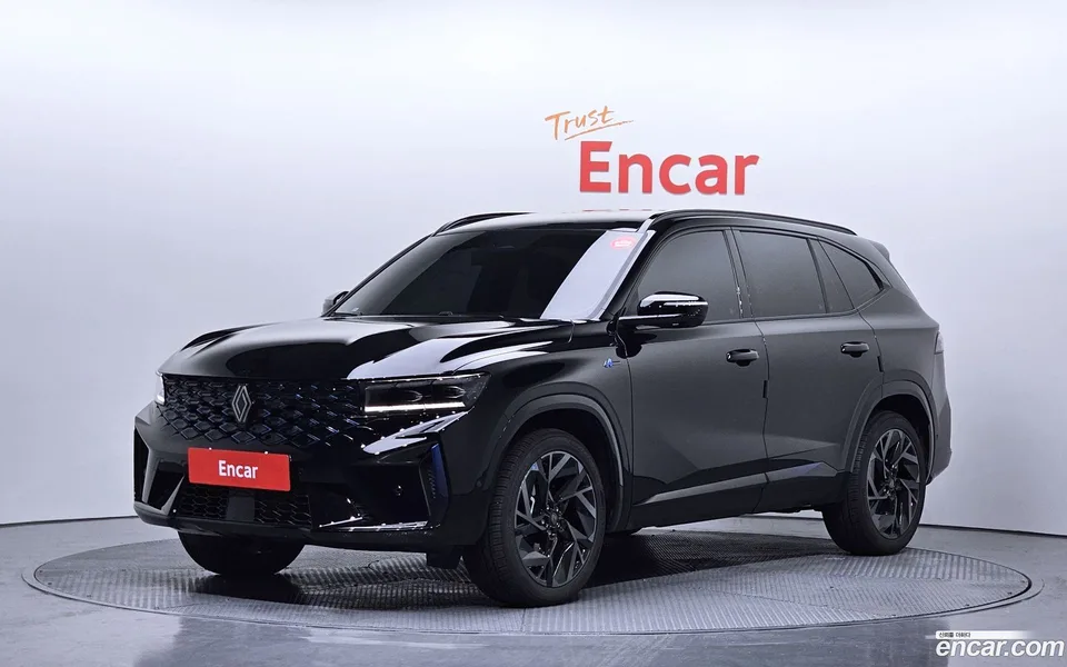 Renault Samsung Grand Koleos 1.5 E-TECH 2WD 2025 — фото 1, купить с доставкой в Москву