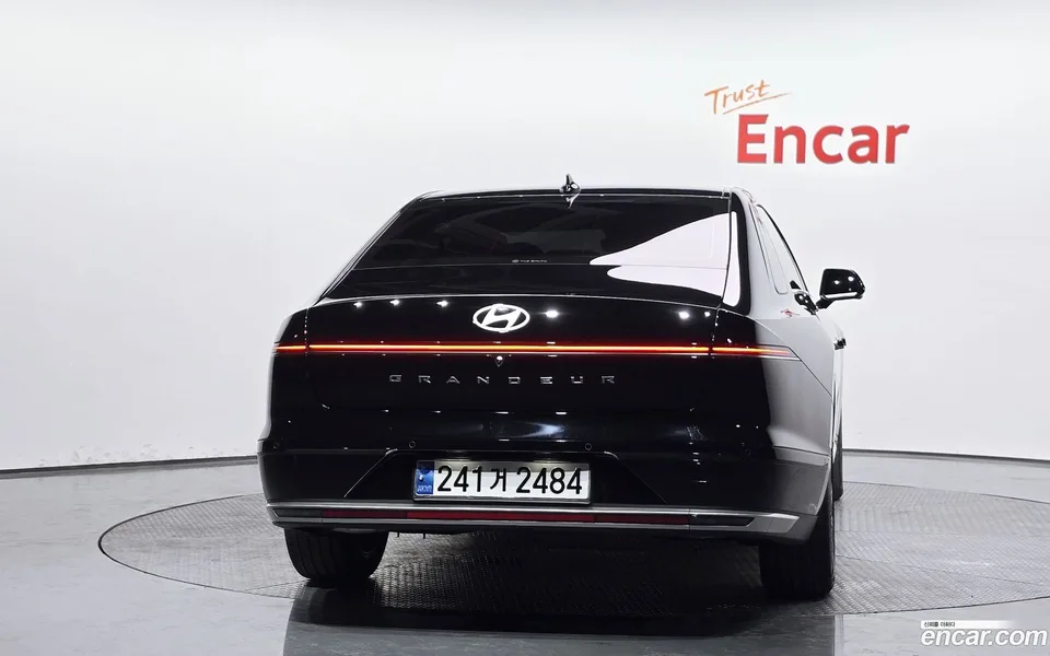 Hyundai Grandeur Hybrid 2025 — миниатюра 4