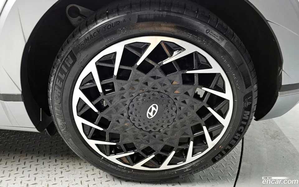 Hyundai Ioniq 5 2024 — миниатюра 5