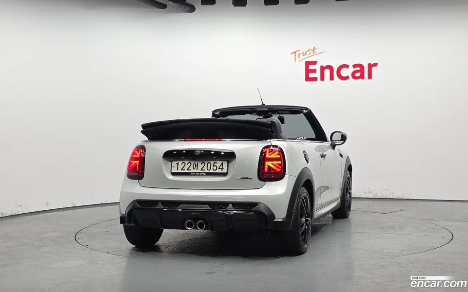 MINI Cooper S Convertible JCW 2022 — миниатюра 4