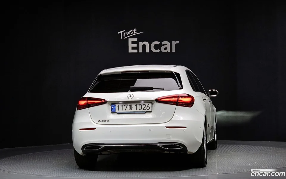 Mercedes-Benz A-Class A220 2023 — миниатюра 4