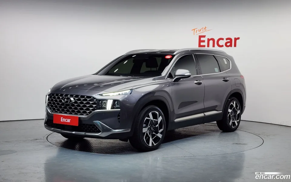 Hyundai Santa Fe 2.2 4WD 2023 — фото 1, купить с доставкой в Москву