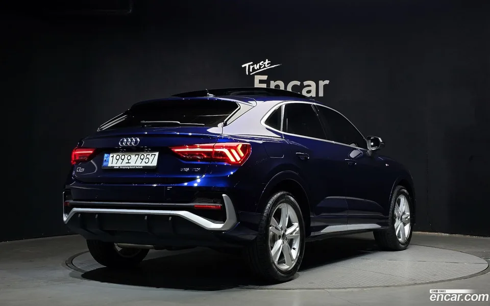 Audi Q3 35 TDI 2023 — миниатюра 2