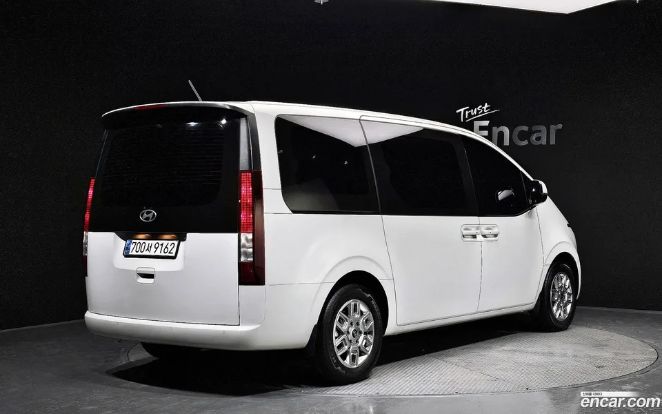 Hyundai Staria HEV 1.6 11 2024 — миниатюра 2