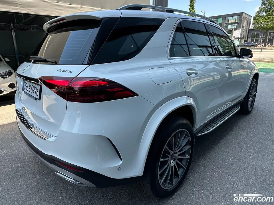 Mercedes-Benz GLE-Class GLE450 4MATIC 2025 — миниатюра 4