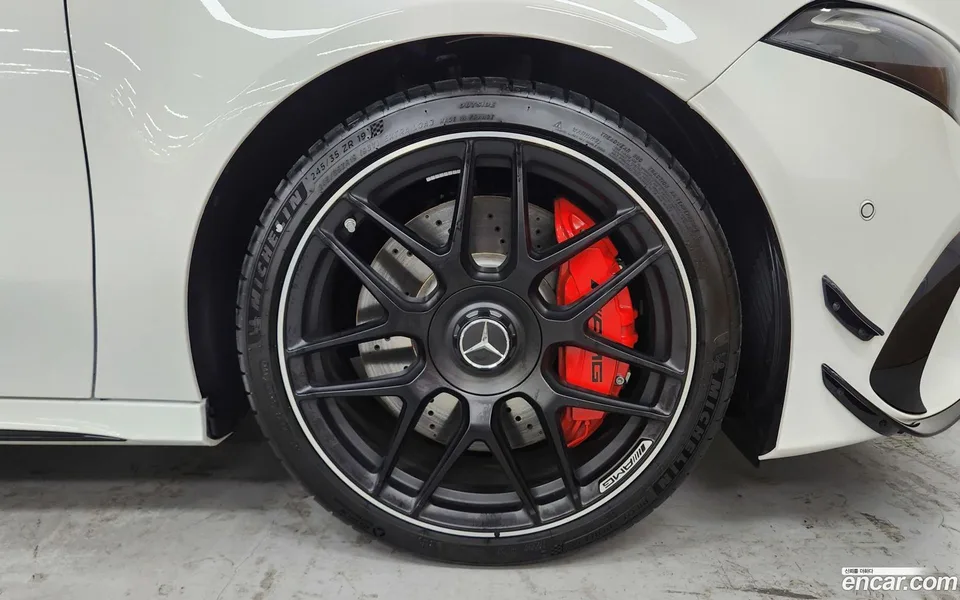 Mercedes-Benz A-Class AMG A45 4MATIC+ 2025 — миниатюра 5