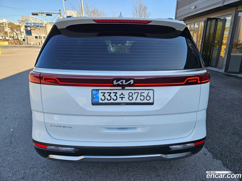 Kia Carnival 7 2022 — миниатюра 3