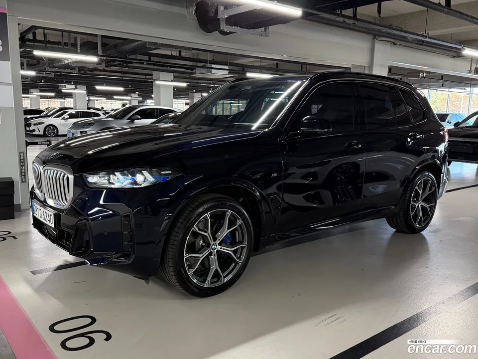 BMW X5 xDrive 40i M 2025 — миниатюра 2